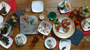 Restaurant plate waste and leftover food after service